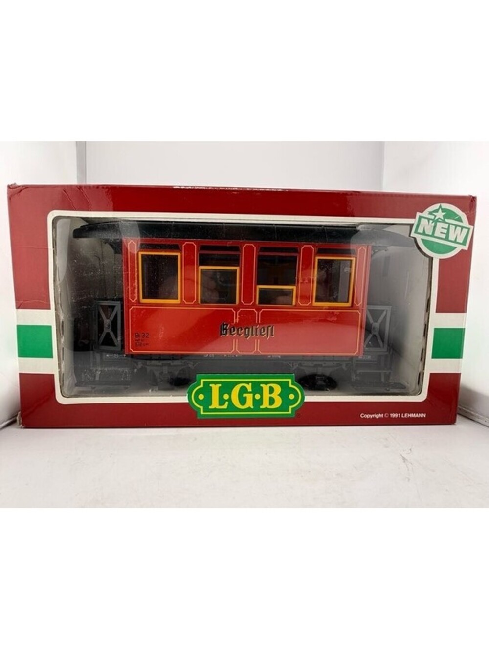 G Scale Passenger Coach LGB 3007 Red European Narrow Gauge Plastic